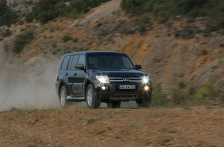 Pajero IV 7